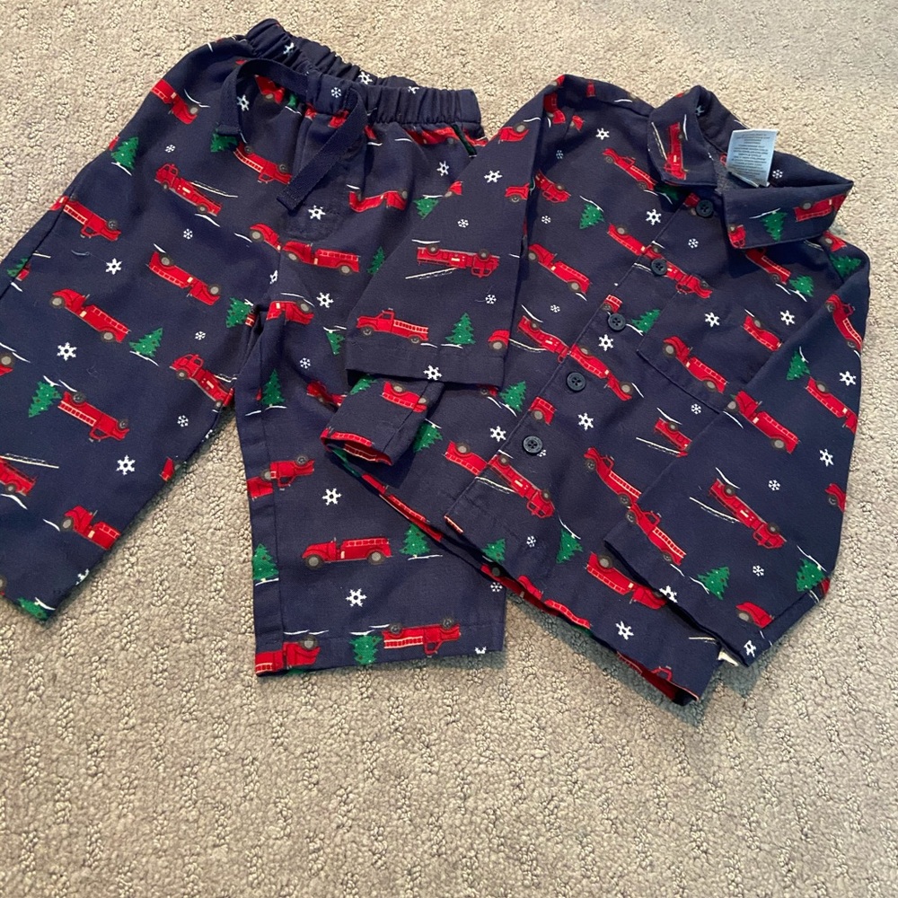 Janie and Jack Christmas PJs. EUC. Sz 12-18 mths.